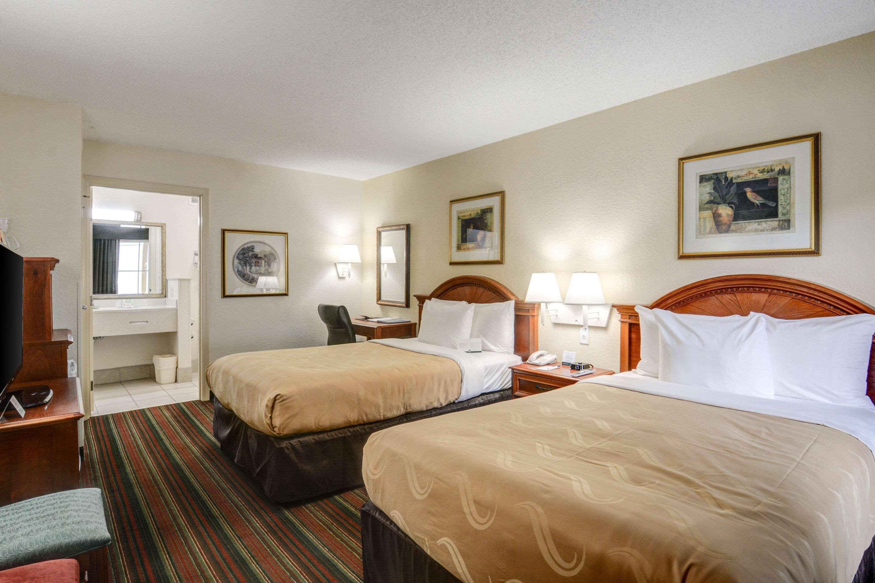 Quality Inn & Suites Biltmore East Ешвілл Екстер'єр фото