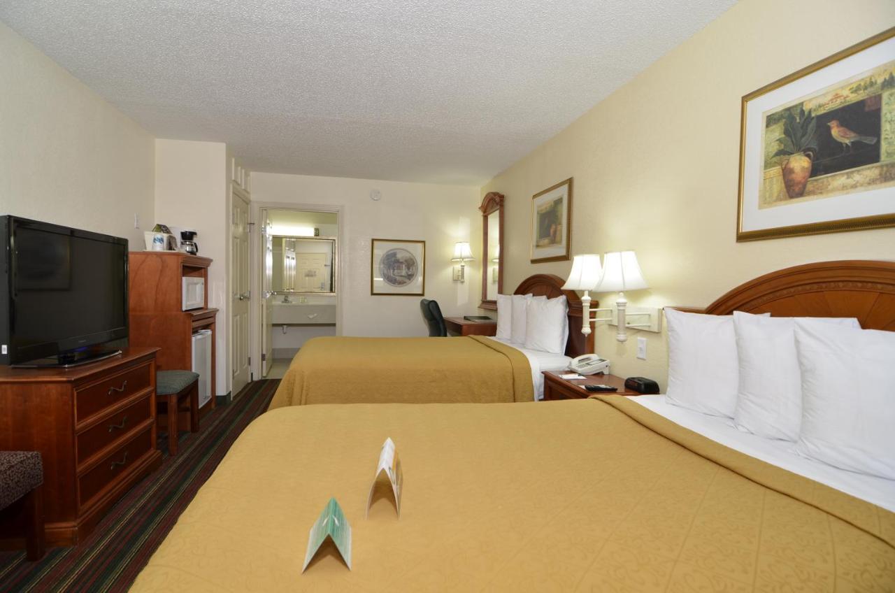 Quality Inn & Suites Biltmore East Ешвілл Екстер'єр фото