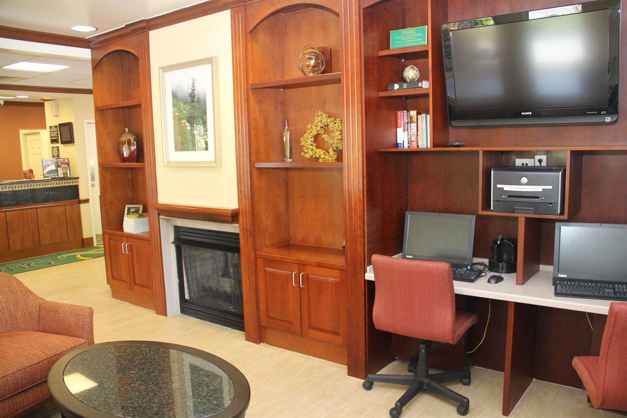 Quality Inn & Suites Biltmore East Ешвілл Екстер'єр фото